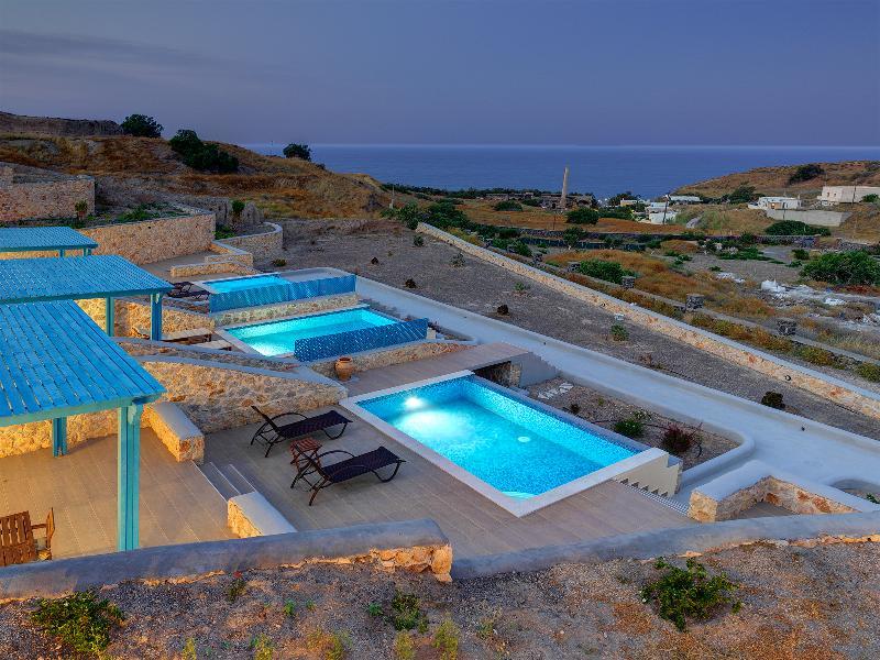 Desiterra Resort Suites & Villas Karterados  Exterior foto